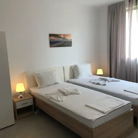 Rosi - Bay View Holiday home *